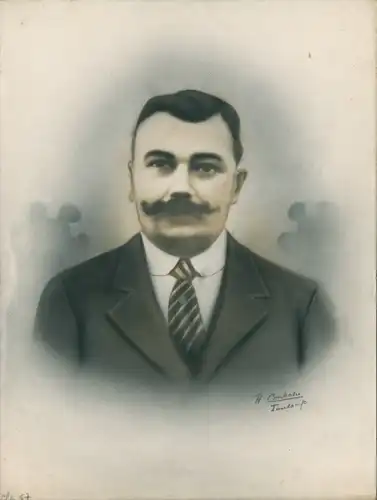 Foto Combalié, Henri, Tolouse, Portrait, Mann im Anzug