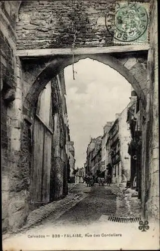 Ak Falaise Calvados, Porte, Rue des Cordeliers