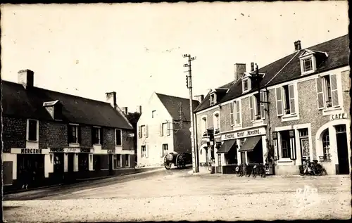 Ak Sainte Honorine des Pertes Calvados, la Place, Café, Mercerie Epicerie Guyot