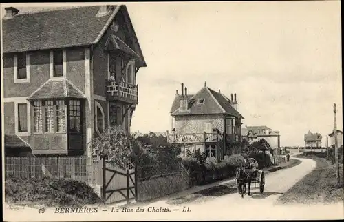 Ak Bernières Calvados, La Rue de Chalets