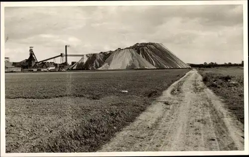 Foto Bad Friedrichshall in Württemberg, Kaliwerk, I. u. II., Rückstandsberg