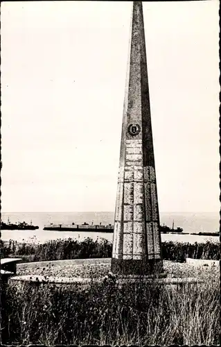 Ak Colleville sur Mer Calvados, Omaha Beach, Plages de Debarquement 1944, Monument commemoratif 2.WK