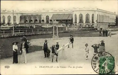 Ak Deauville Calvados, Le Casino, Vue des Jardins