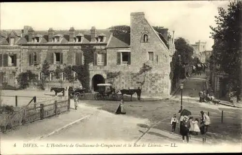 Ak Dives Calvados, L'Hotellerie de Guillaume le Conquerant et la Rue de Lisieux