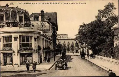 Ak Deauville La Plage Fleurie Calvados, Ciros, Vers le Casino