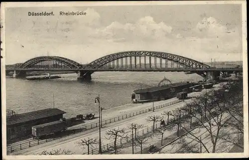 Ak Düsseldorf am Rhein, Rheinbrücke