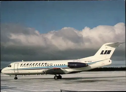 Ak Schwedisches Passagierflugzeug, Fluggesellschaft LIN, Linjeflyg Fokker F-28-4000, SE-DGP