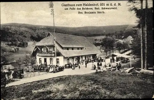 Ak Neuenweg Kleines Wiesental im Schwarzwald, Gasthof zum Haldenhof am Fuße des Belchen