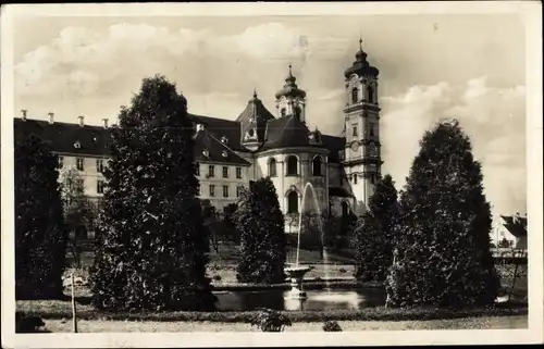 Ak Ottobeuren in Oberschwaben Allgäu, Kloster, Brunnen