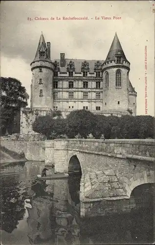 Ak La Rochefoucauld Charente, Le Chateau, Le Vieux Pont