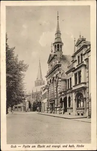 Ak Goch am Niederrhein, Partie am Markt mit evangelischer und katholischer Kirche