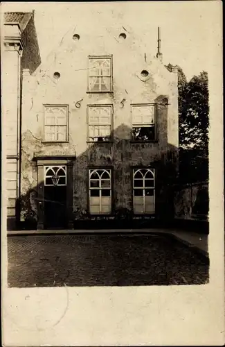 Foto Ak Emmerich am Niederrhein, Blick auf ein Wohnhaus
