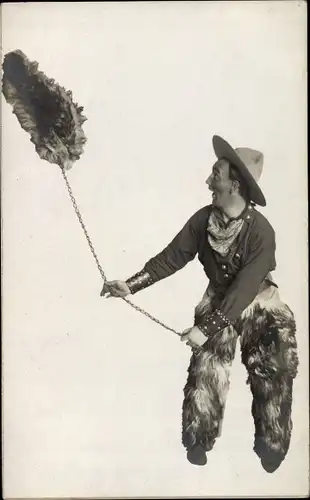 Foto Ak Cowboy, Wild West Schauspiel, Fotomontage