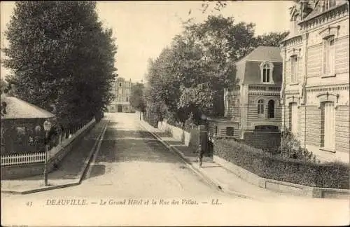 Ak Deauville Calvados, Le Grand Hotel, La Rue des Villas