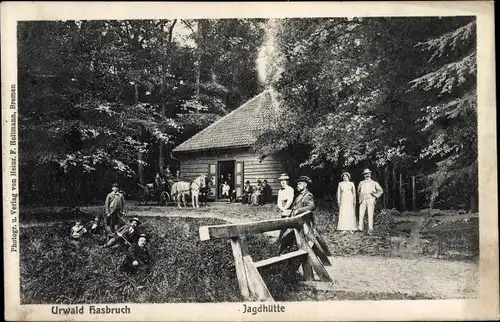 Ak Hude bei Oldenburg, Urwald Hasbruch, Jagdhütte, Jäger