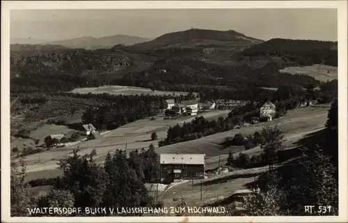 Ak Waltersdorf Großschönau in Sachsen, Blick vom Lauschehang zum Hochwald