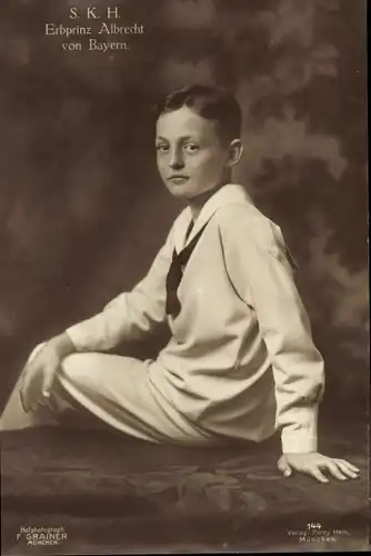 Ak Erbprinz Albrecht von Bayern, Sitzportrait