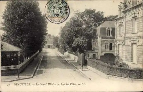 Ak Deauville Calvados, Le Grand Hotel et la Rue des Villas