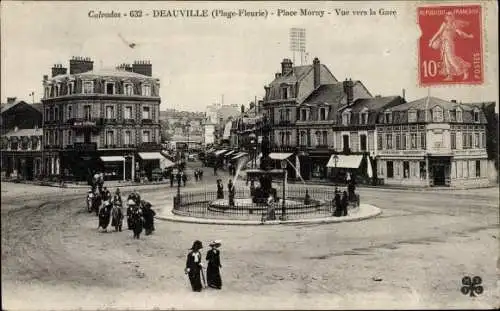 Ak Deauville Calvados, Plage Fleurie, Place Morny, vue vers la gare