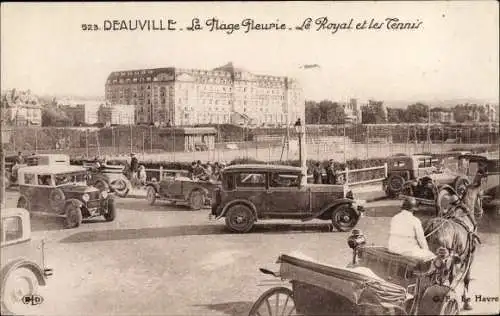 Ak Deauville Calvados, Le Royal, les Tennis, Automobile, Pferdekutsche