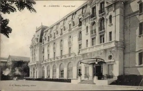 Ak Cabourg Calvados, Facade Sud, Gbeäudeansicht