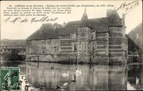 Ak Cambremer Calvados, Château de Victot Ponfol, Wassergraben