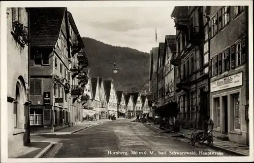 Ak Hornberg im Schwarzwald, Hauptstraße, Handlung