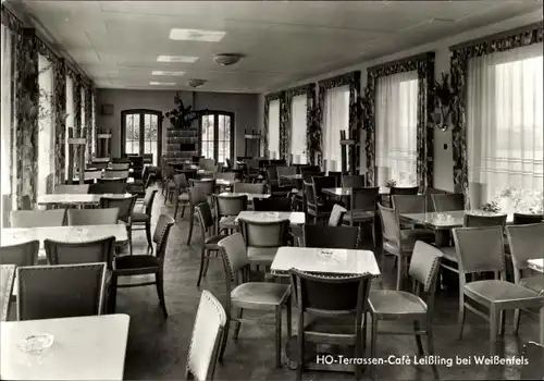 Ak Leißling Weißenfels im Burgenlandkreis, HO Terrassen Cafe, Innenansicht