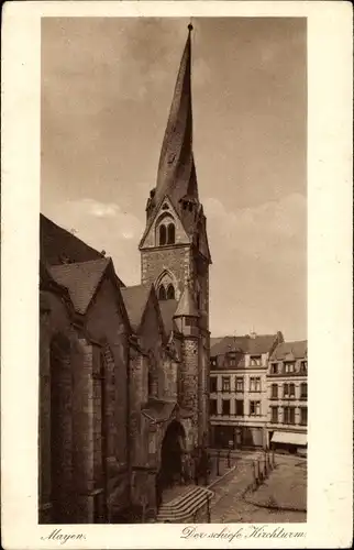 Ak Mayen in der Eifel, Der schiefe Kirchturm