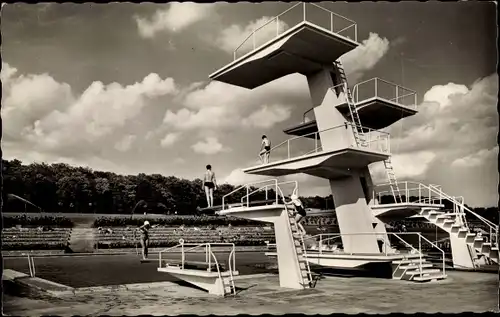 Ak Schweinfurt in Unterfranken Bayern, Freibad, Sprungturm