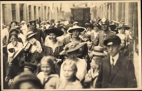 Foto Ak Alexandra Viktoria von Schleswig Holstein Sonderburg Glücksburg, Prinzessin August Wilhelm