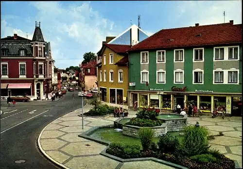 Ak Treuchtlingen im Altmühltal Mittelfranken, Wallmüllerplatz, Straßenpartie