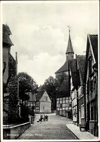 Ak Blomberg Nordrhein Westfalen, Im seligen Winkel, Fachwerkhäuser, Kirche