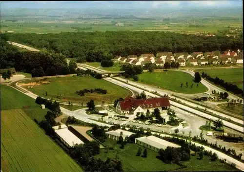 Ak Leipheim an der Donau Schwaben, Autobahn-Rasthaus und Motel, Luftbild