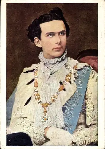 Ak König Ludwig II von Bayern in Georgirittertracht, Portrait