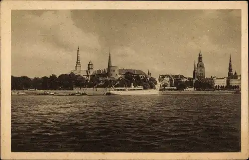 Ak Riga Lettland, Blick zur Stadt hin