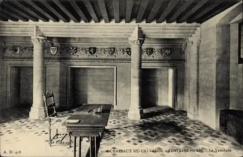 Ak Fontaine Henry Calvados, Le Chateau, Le Vestibule