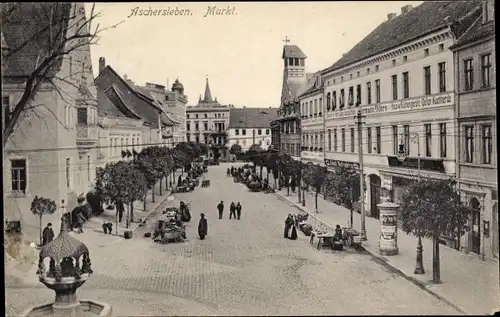 Ak Aschersleben im Salzlandkreis, Blick auf den Markt, Geschäft Hermann Ehlers, Brunnen