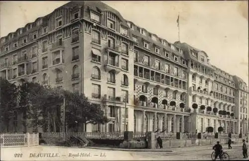 Ak Deauville Calvados, Royal-Hôtel