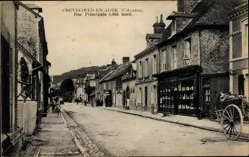 Ak Crèvecœur-en-Auge Calvados, Rue Principale, côté Nord