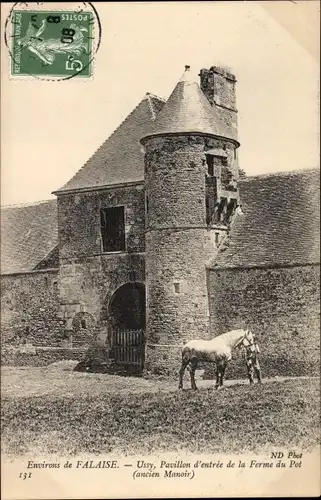 Ak Ussy Calvados, Pavillon d'Entree de la Ferme du Pot, ancien Manoir, Pferd