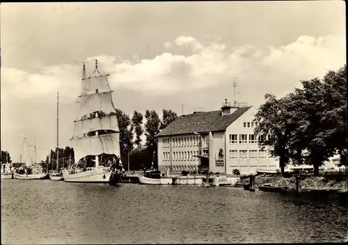 Ak Wieck Eldena Greifswald, Segelschulschiff Wilhelm Pieck