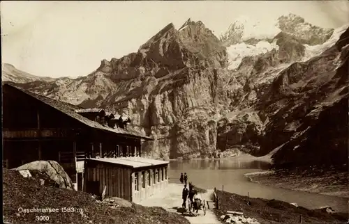 Ak Oberdiessbach Kt Bern, Oeschinensee, Hütte, Bergpanorama