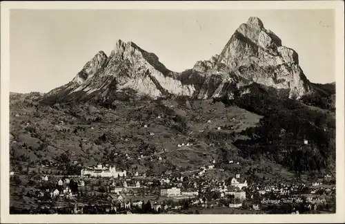 Ak Schwyz Stadt Schweiz, Stadtansicht mit Mythen