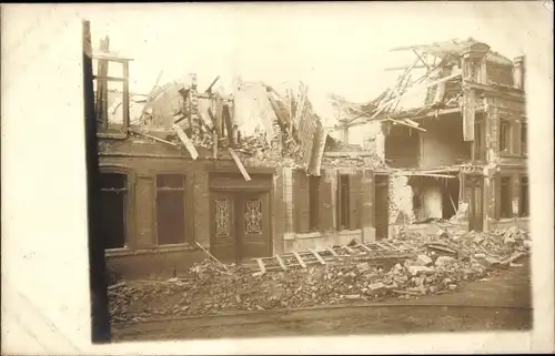 Foto Ak La Bassée Nord, Zerstörtes Haus, Kriegszerstörungen, I WK