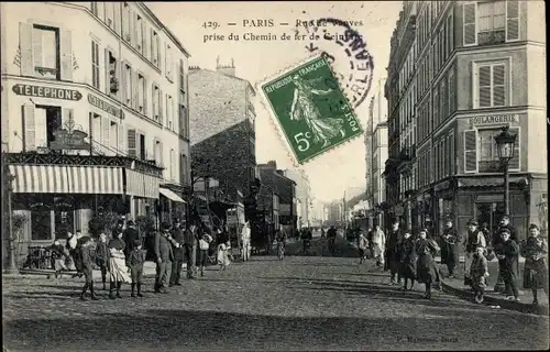 Ak Paris XIV, Rue de Vanves, prise du chemin de fer de ?, Téléphone, Boulangerie