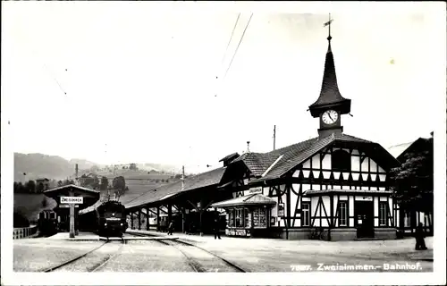 Ak Zweisimmen Kanton Bern, Bahnhof, Gleisseite