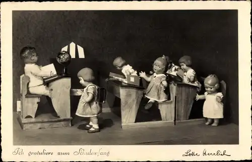 Ak Glückwunsch Einschulung, Puppen, Fotografin Lotte Herrlich