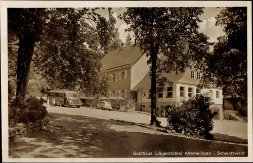 Ak Allerheiligen Oppenau im Ortenaukreis, Gasthaus Jägerstüble, Reisebus, Auto