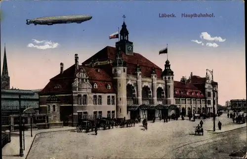 Ak Hansestadt Lübeck, Hauptbahnhof, Straßenseite, Zeppelin